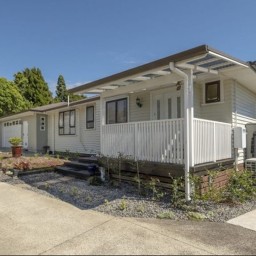 22 queen road tauranga